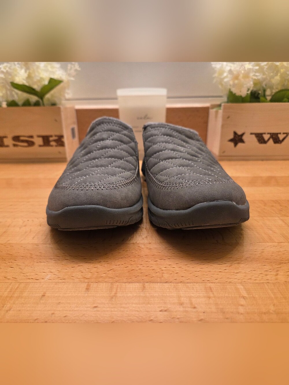 Skechers Women's Easy Going-Road Trip Mules Quilted Gray Size 6.5 - Picture 5 of 9